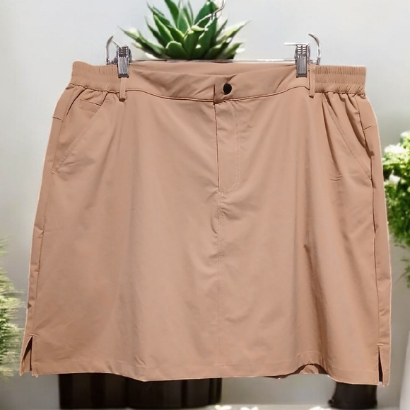Anivivo Tan Mini Khaki Tan Womans size 2x NWT SKORT Athletic Preppy - Picture 1 of 9